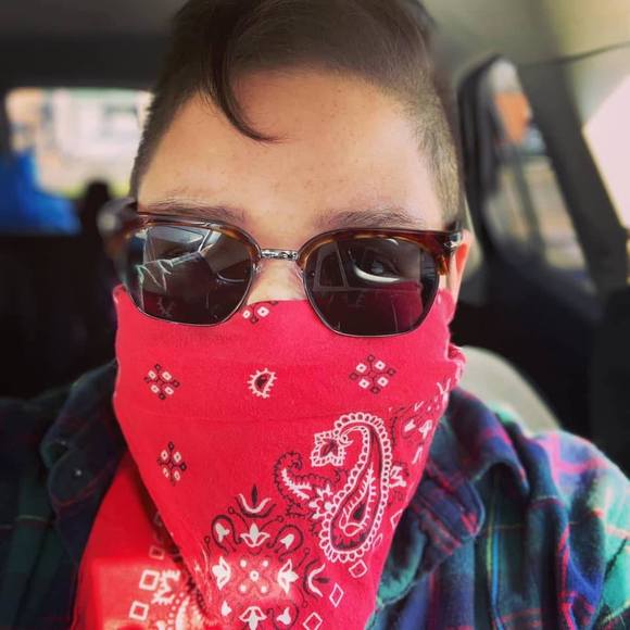 Meet your Posher, Jen - Picture 1 of 1